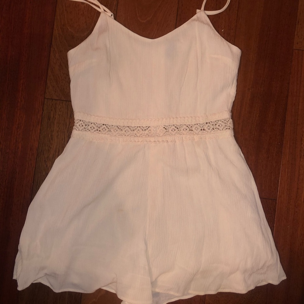 Cream romper